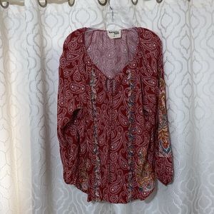 Embroidery Savanna Jane  2x long sleeved top